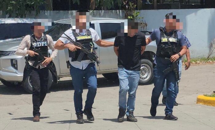 Capturan a fugitivo internacional en territorio hondureño 1 Por asociación terrorista Interpol captura a fugitivo con orden de ...