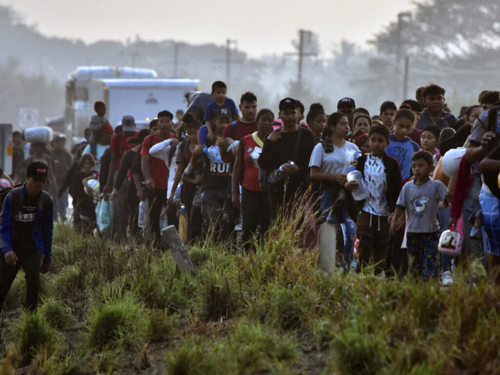 Crece la migración hondureña hacia Estados Unidos 1 Sale desde Honduras hacia Estados Unidos la primera gran caravana ...