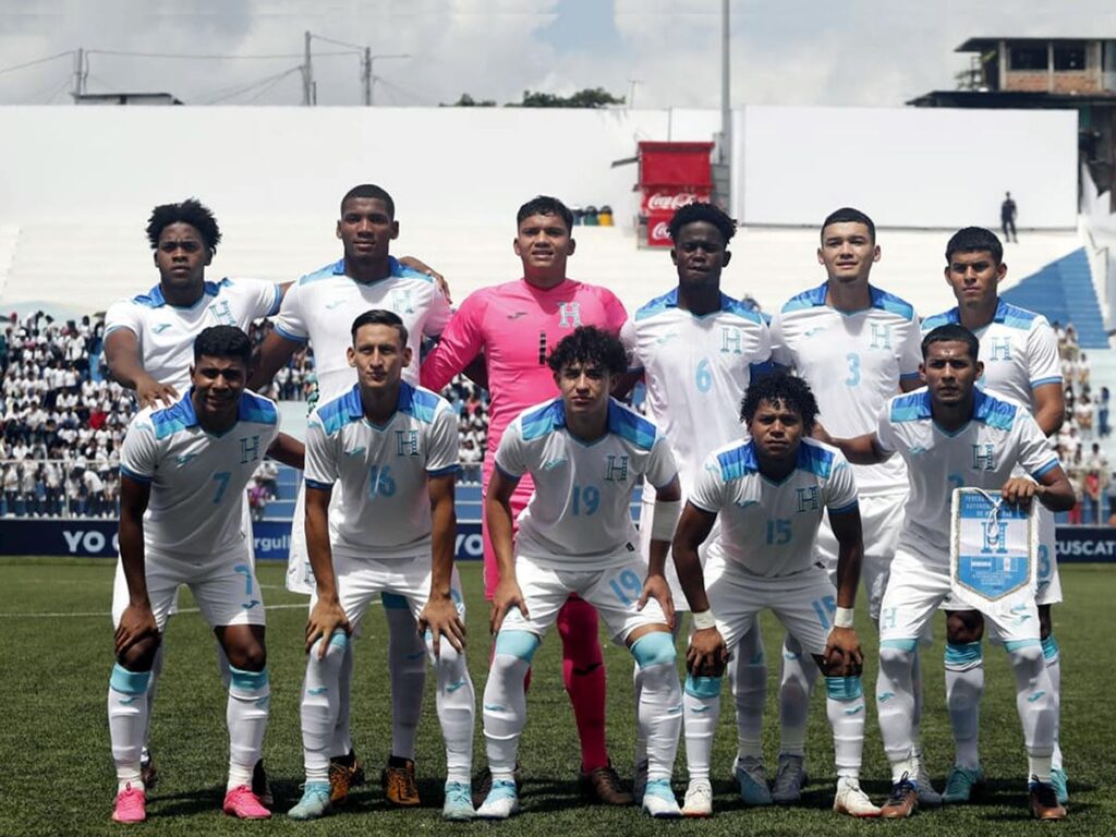 Futbolistas hondureños sub-23 se consolidan en equipos locales 1 Honduras en grupo élite en los Juegos Panamericanos de Santiago 2023