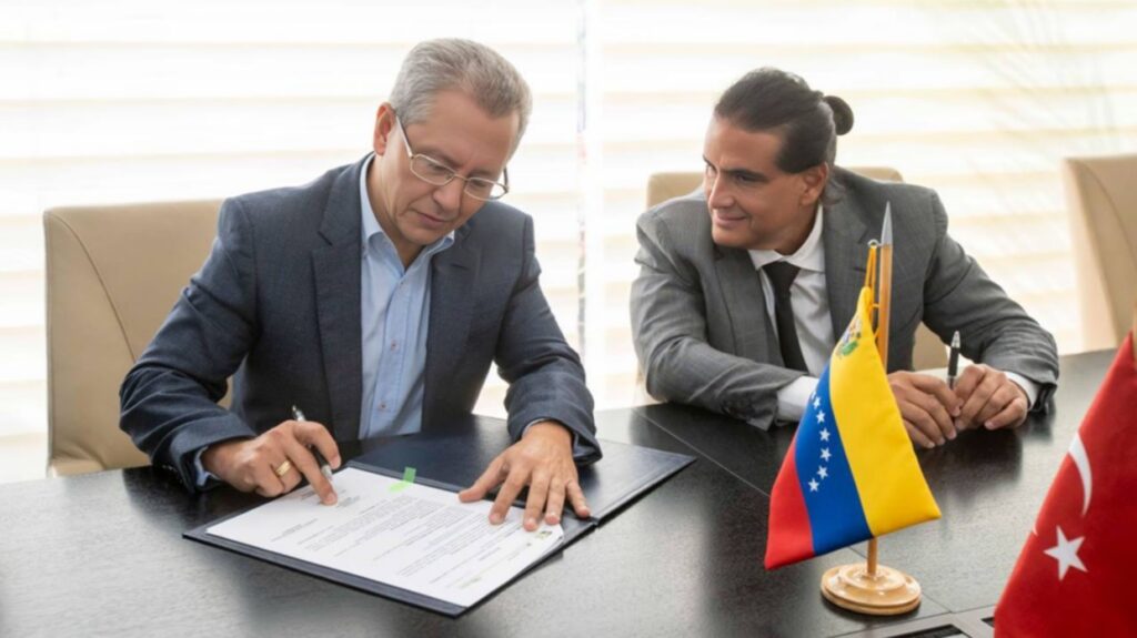 Gobierno y sector privado firman acuerdo para impulsar el agro 1 Firman acuerdo para impulsar sector agroalimentario - Diario Primicia