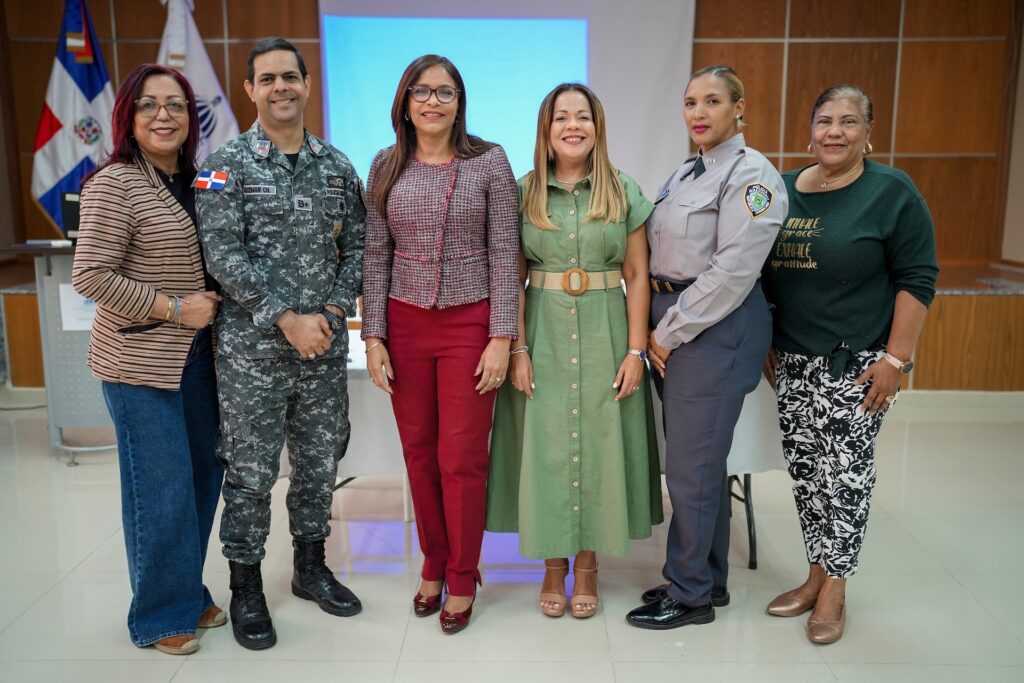 Ministerio Público lanza campaña contra la violencia doméstica 1 Ministerio Público lanza Savia, una iniciativa que unirá ...