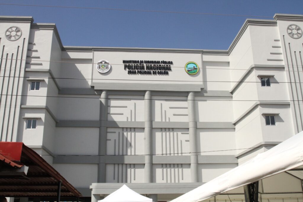 Policía Nacional inaugura nueva sede en el occidente del país 1 Presidente Cortizo inaugura Sede de la Policía Nacional en Colón ...